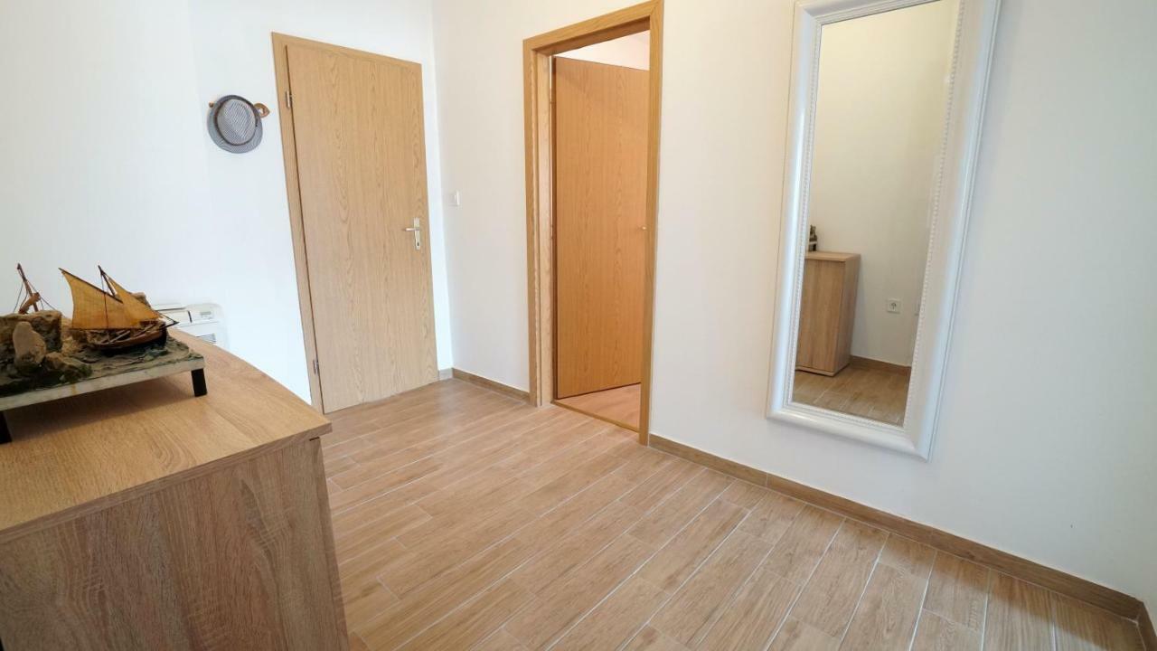 Apartment Ana Vinjerac Exteriör bild