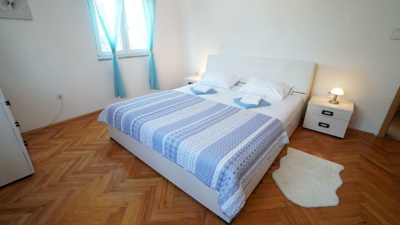 Apartment Ana Vinjerac Exteriör bild