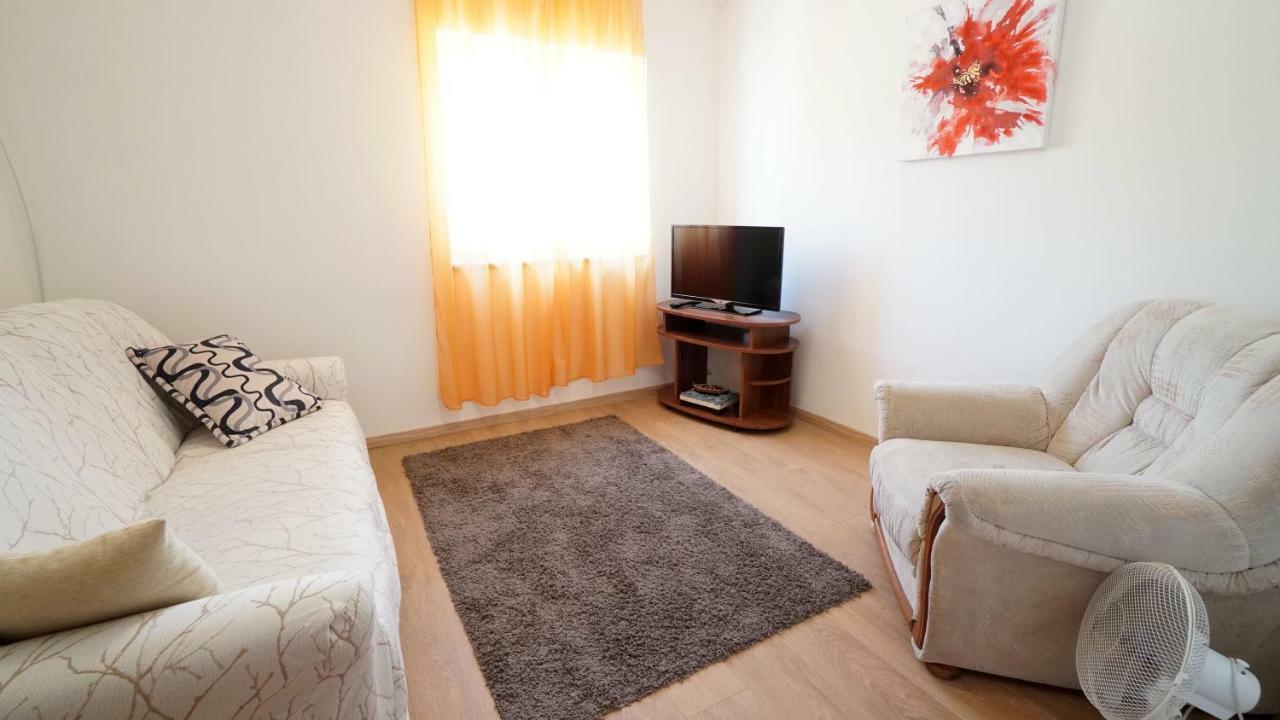 Apartment Ana Vinjerac Exteriör bild